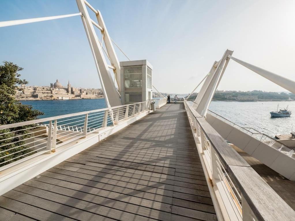 Ferienwohnung Contemporary 3Br Retreat In Prime Sliema Exterior foto