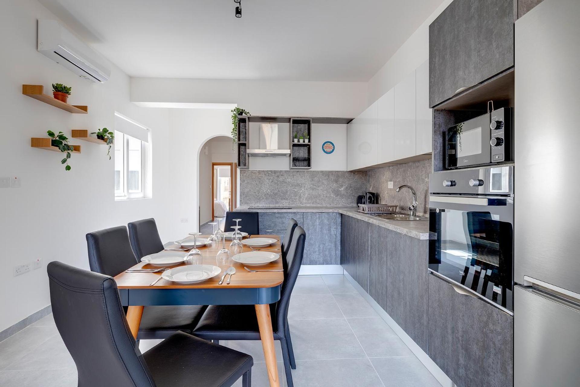 Ferienwohnung Contemporary 3Br Retreat In Prime Sliema Exterior foto